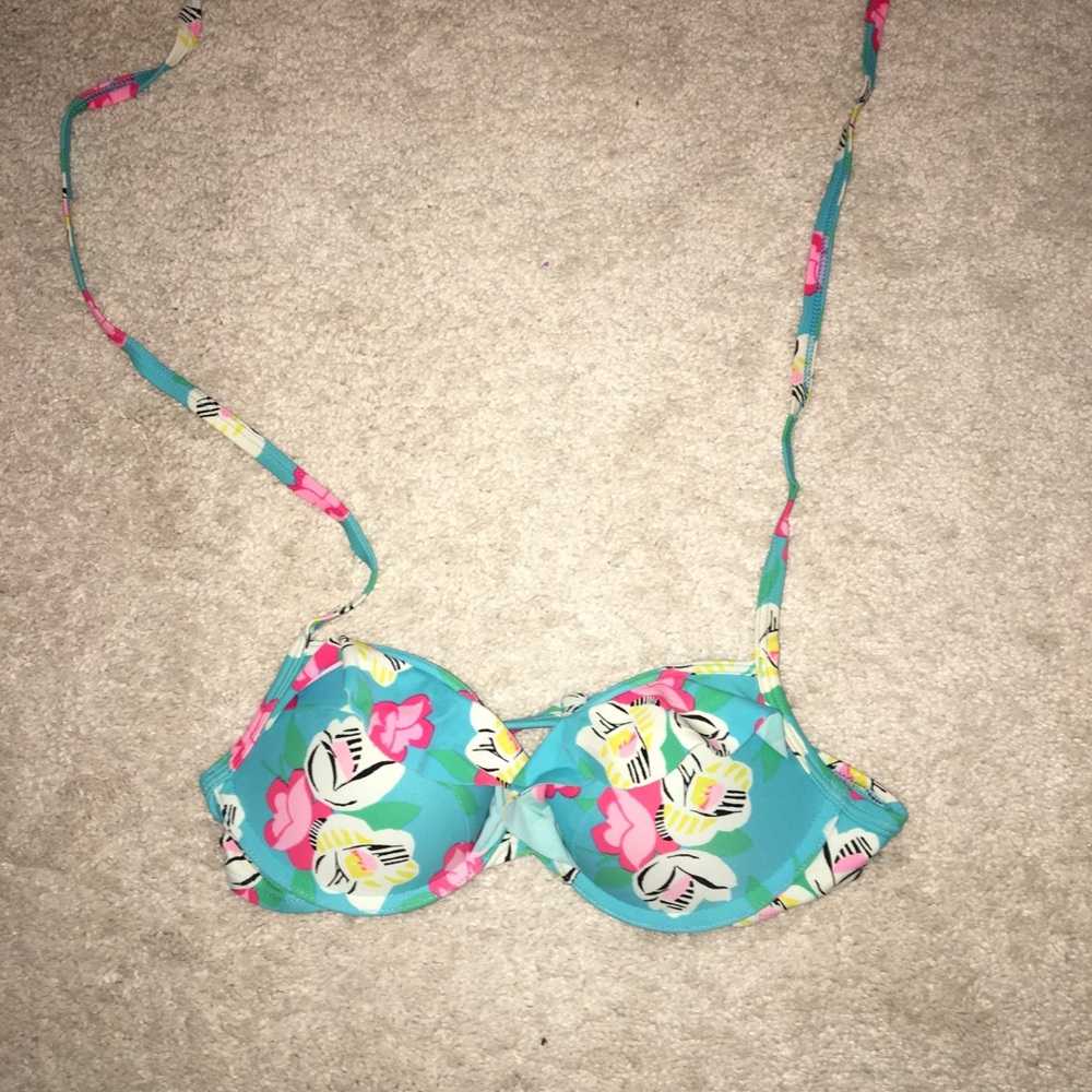 Bikini top